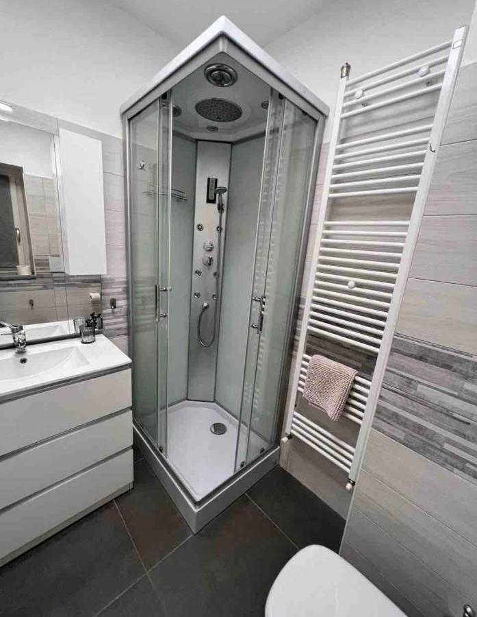 Apartament Pregevole Duplex A 1 Minuto Dalla Metro Collegno Zewnętrze zdjęcie